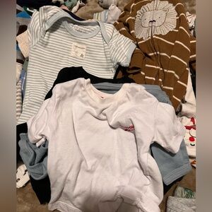 Carter's White and Blue Striped Tee 20 pieces